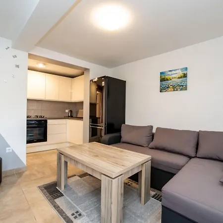 Robi & Kristina - Two Bedroom With Terrace A2 Appartement Benkovac